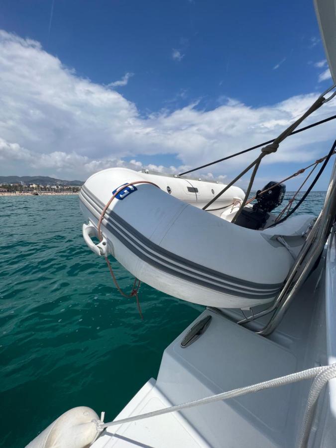 Bateau-hôtel Private Exclusive Catamaran 'hang Loose'